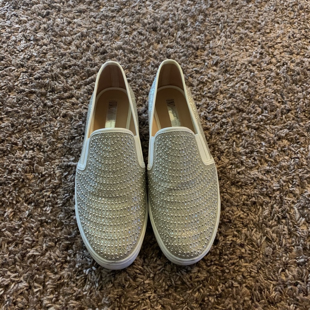 Bling slip on